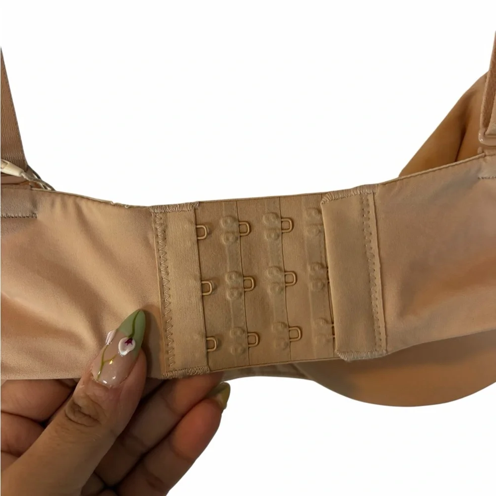 SKIMS Smoothing Intimates Strapless Bra – Clay – 34D – New With Tags - Picture 5 of 7